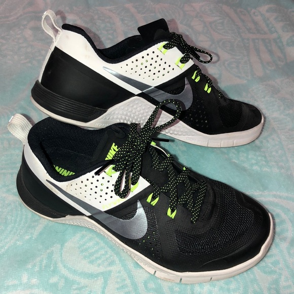 nike metcon 1 women's